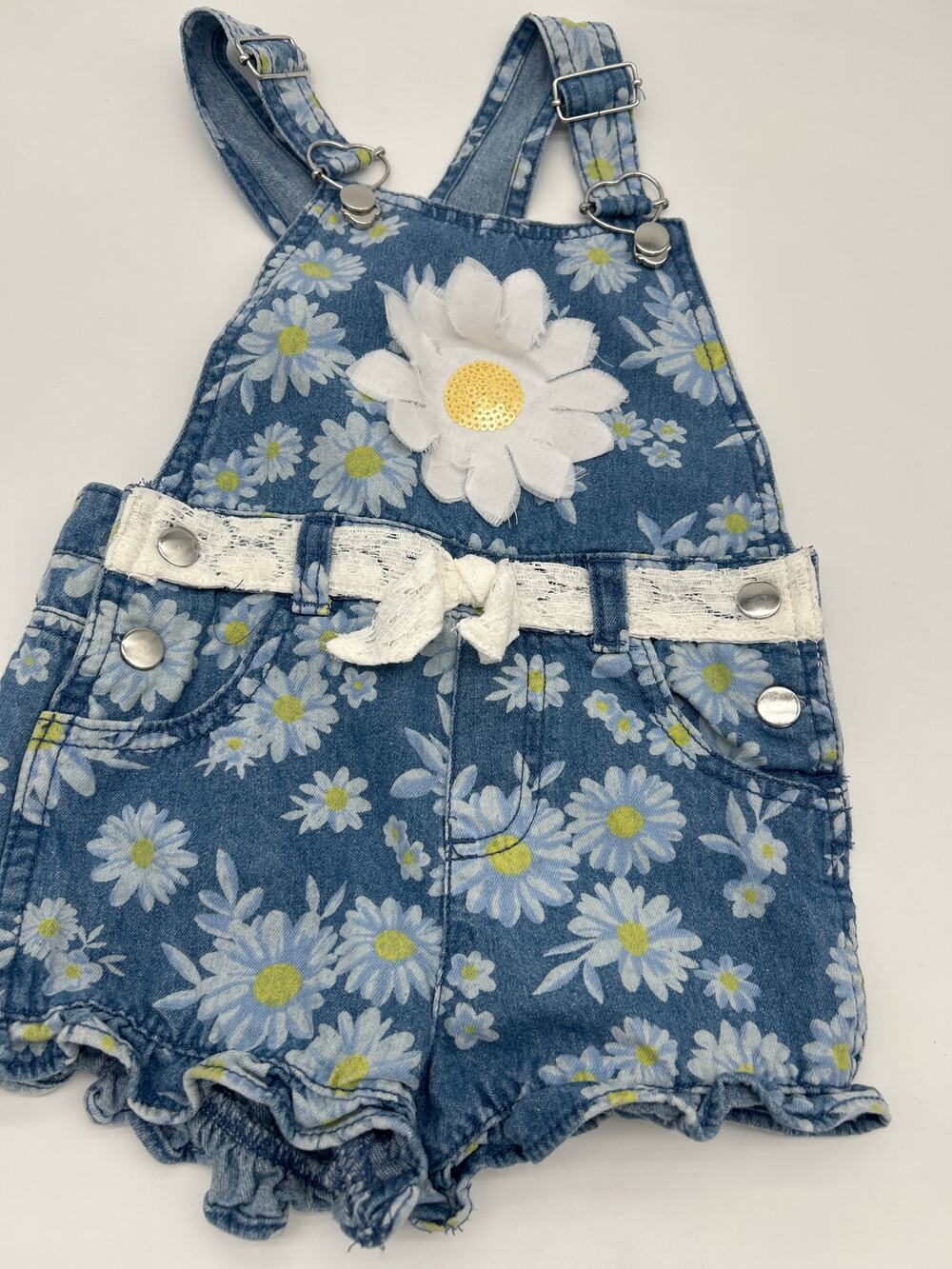 Girls Size 4 Denim Floral Overall Shorts Romper Daisy Print Ruffle Hem Cute